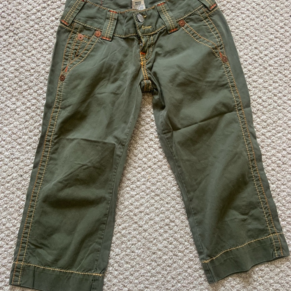 True Religion Green Casual Cropped Pants